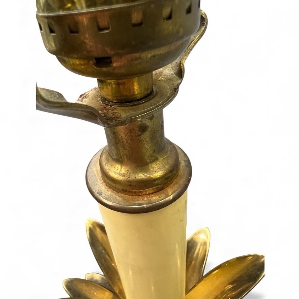 Pineapple Table Lamp Hollywood Regency Metal Brass Tone Claw Foot Heavy Vtg - Picture 9 of 15